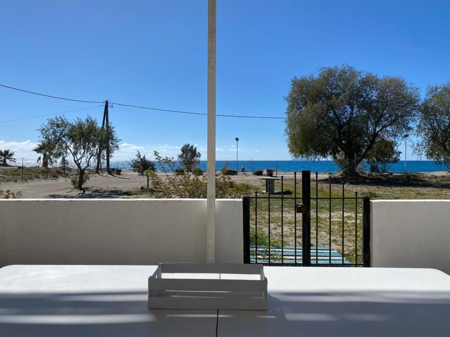 Zen Seaside Apartment Kalamaki  Exterior foto